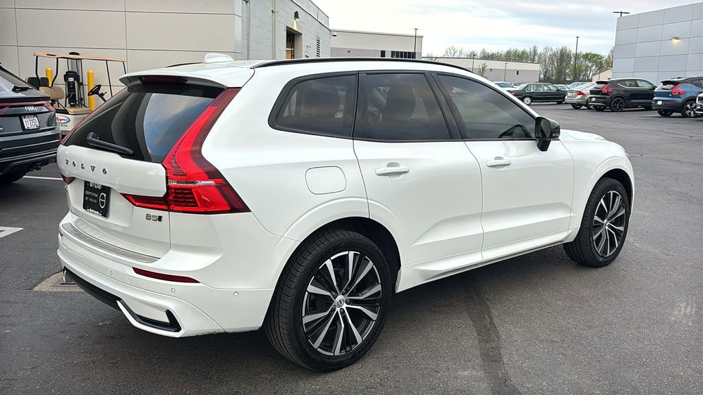 Used 2023 Volvo XC60 B5 Plus w/ Climate Package image 29