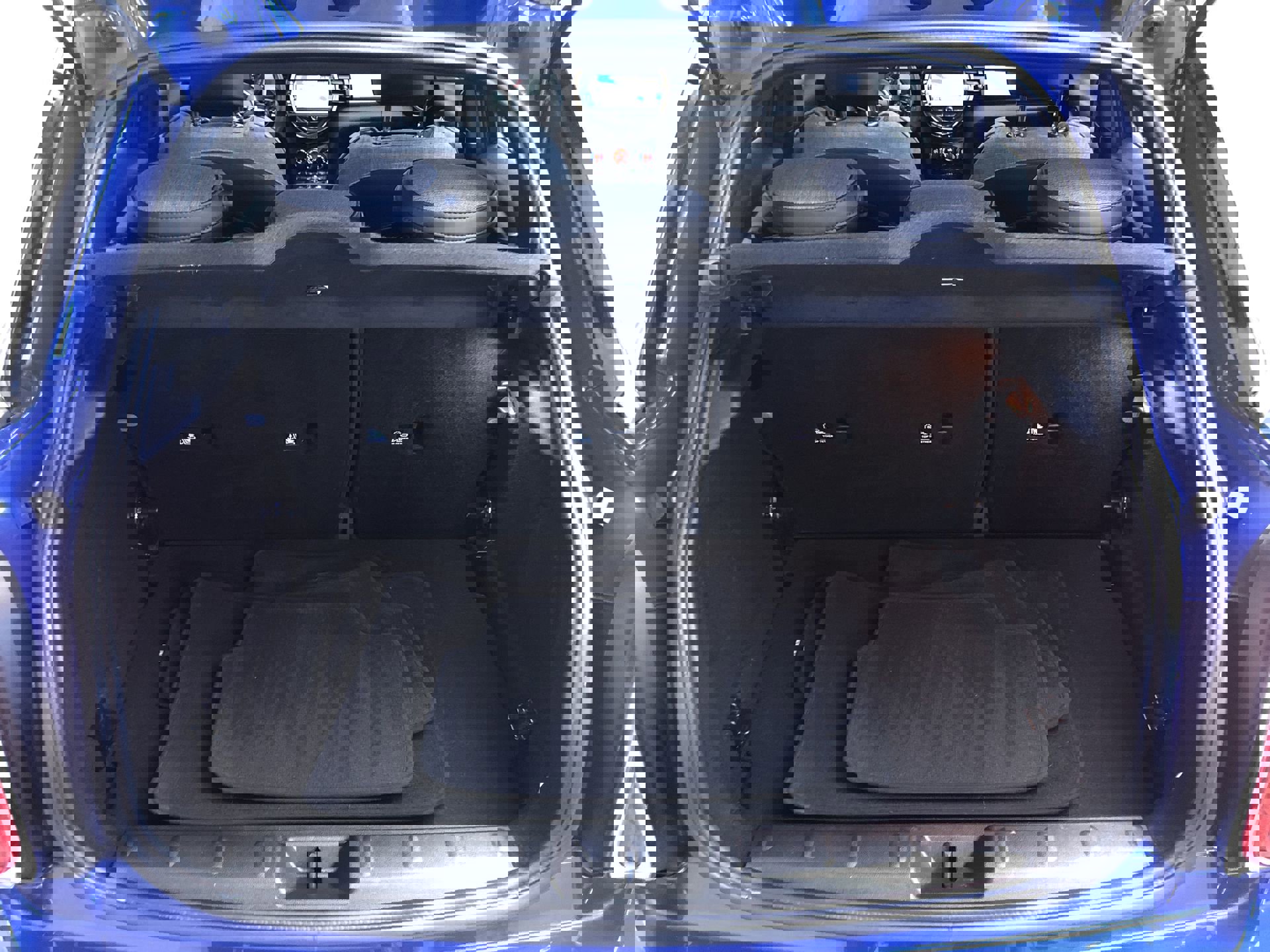 Used 2019 MINI Cooper S image 23