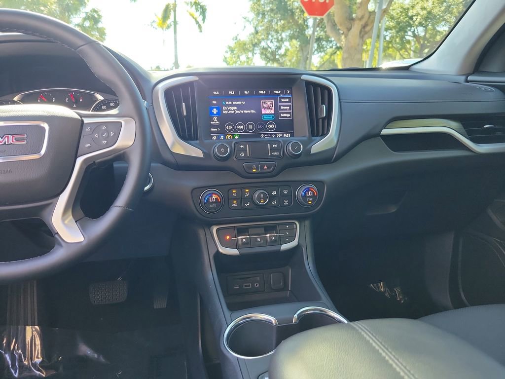 Certified 2023 GMC Terrain SLT w/ Tech Package FWD image 19