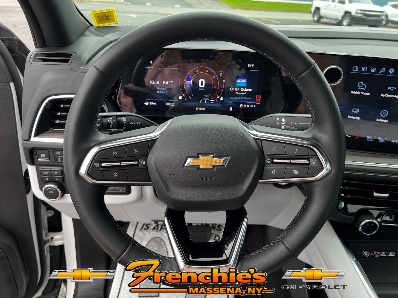 Used 2025 Chevrolet Tahoe Premier w/ Sun And Tow Package AWD/4WD image 18