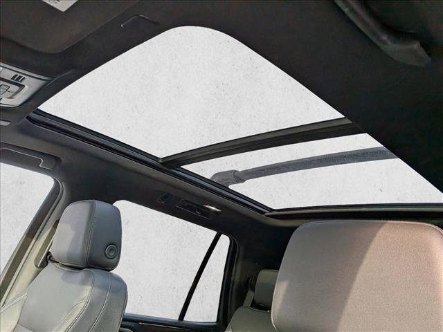 Used 2022 Chevrolet Tahoe LT w/ Luxury Package image 19