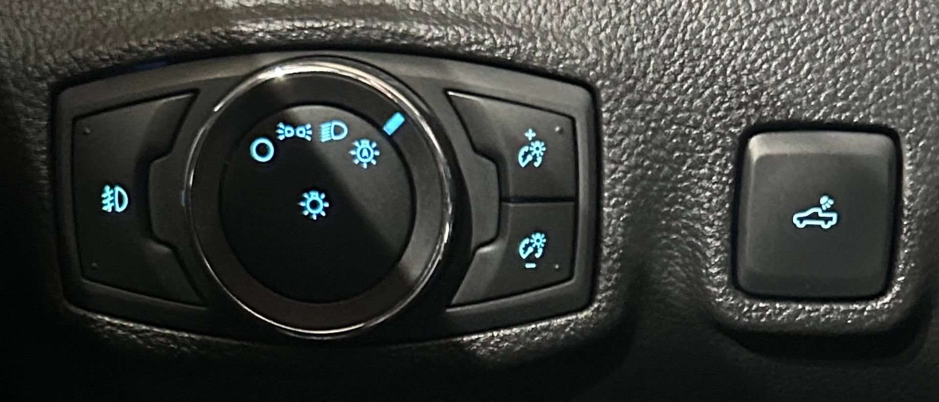 Used 2019 Ford Ranger XLT w/ Equipment Group 302A Luxury AWD/4WD image 62
