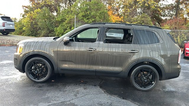 Used 2024 Kia Telluride EX X-Line image 9
