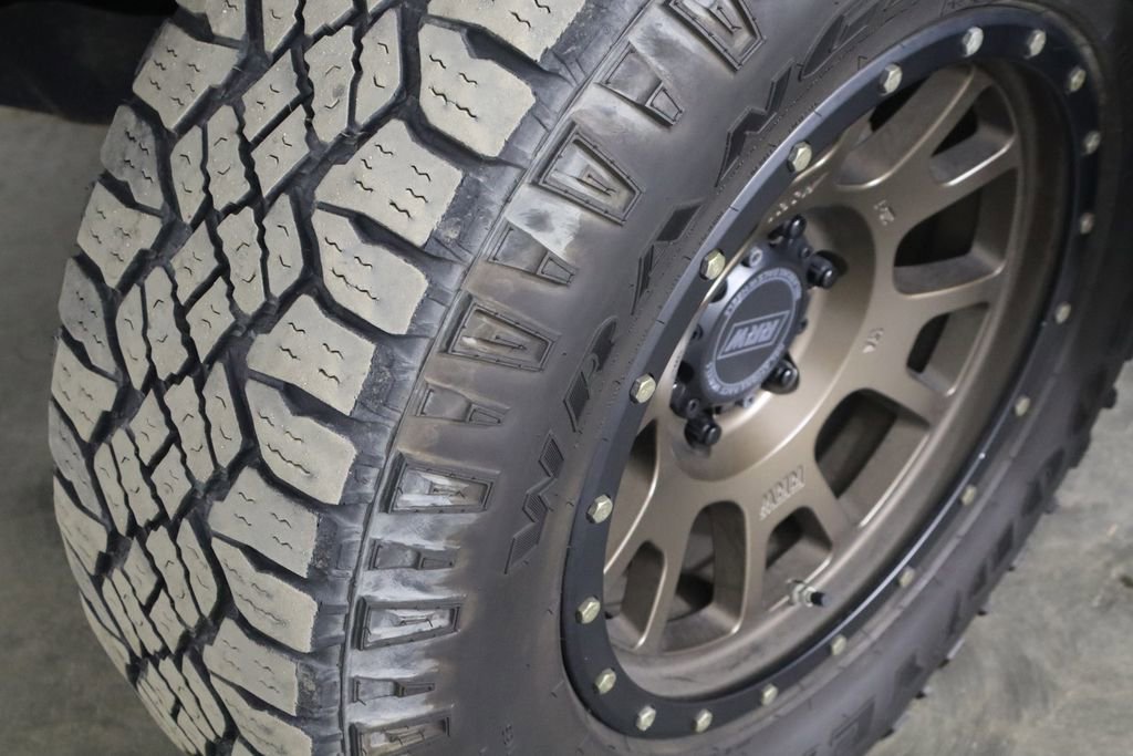 Used 2019 Toyota Tacoma TRD Off-Road w/ TRD Premium Off Road Package image 34