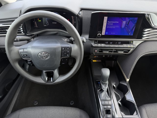 Used 2026 Toyota Camry LE FWD image 12