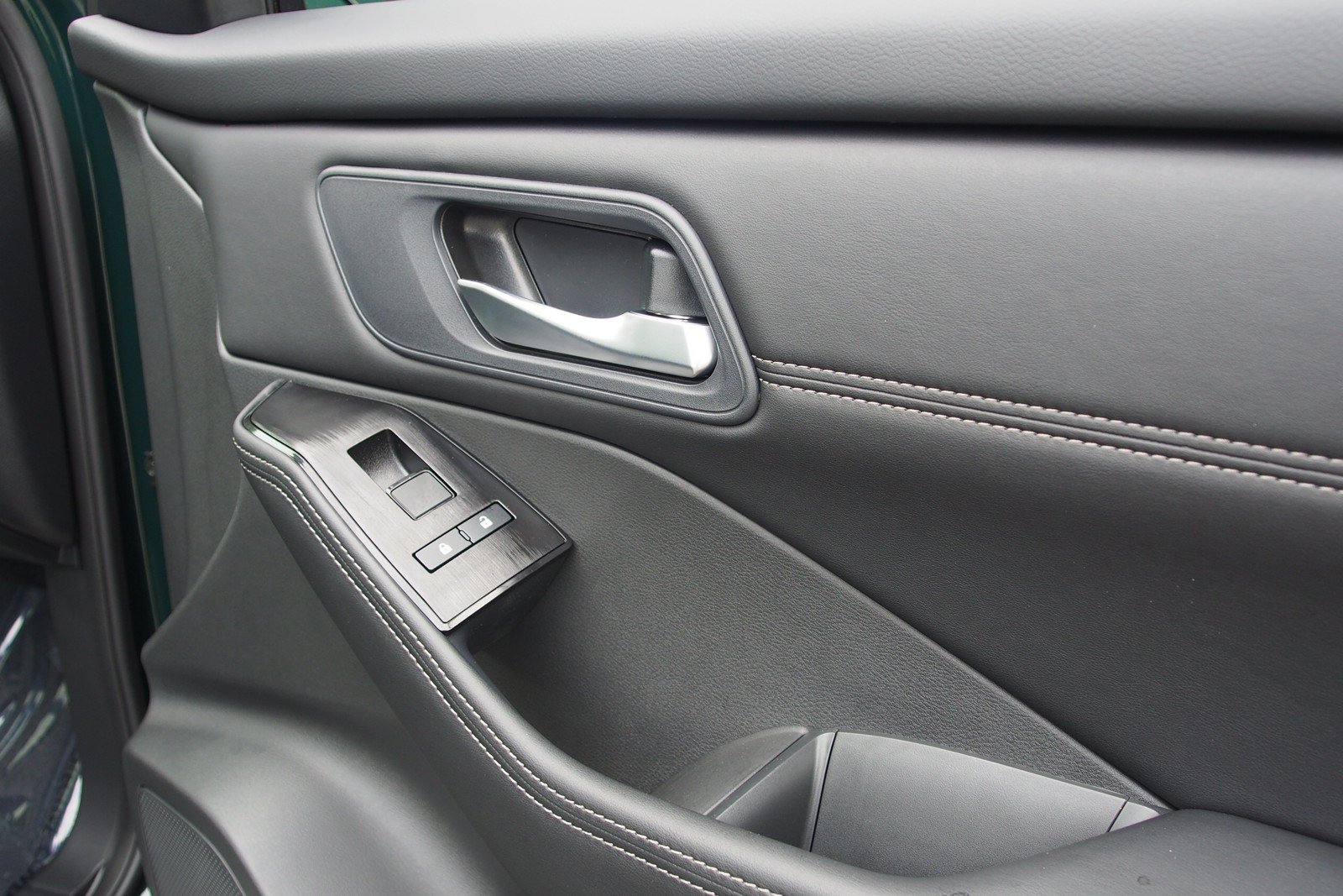 New 2026 Nissan Rogue Dark Armor FWD image 13