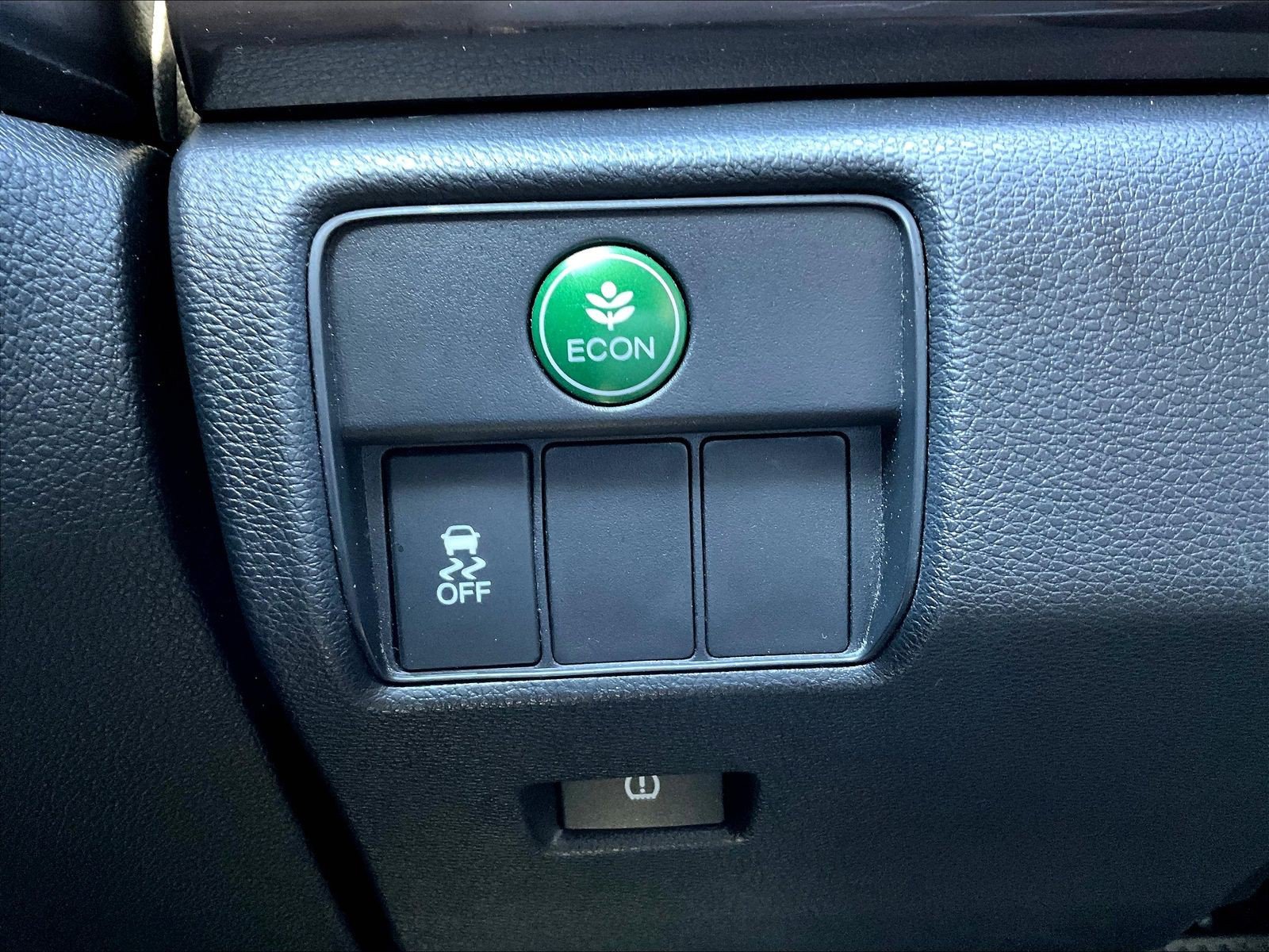 Used 2017 Honda Accord EX-L image 36