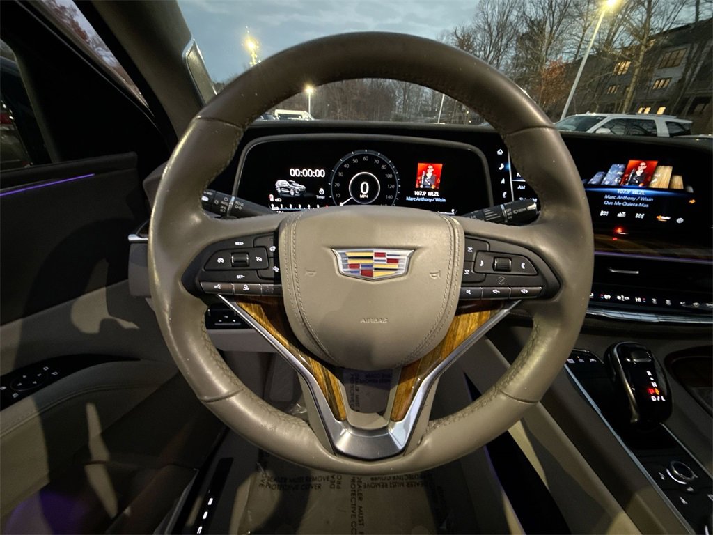 Used 2021 Cadillac Escalade ESV Premium Luxury Platinum image 11