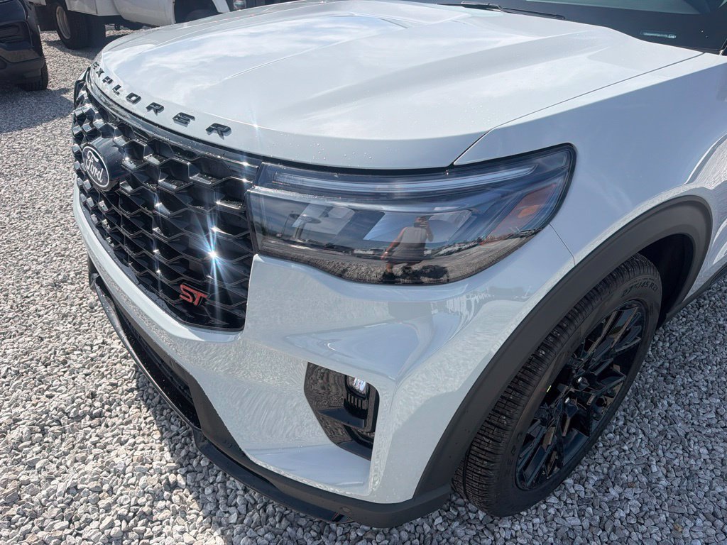 New 2027 Ford Explorer ST w/ Sun And Sound Package AWD/4WD image 12