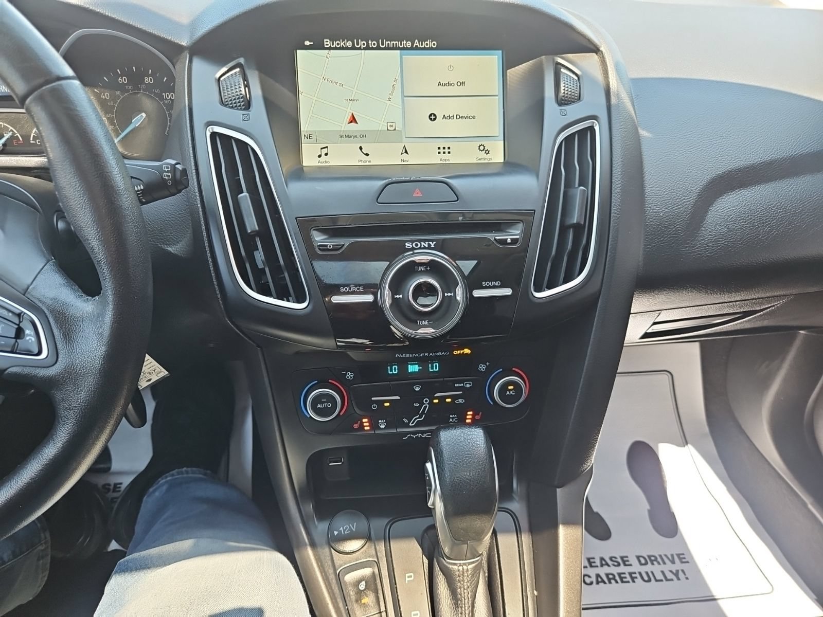 Used 2018 Ford Focus SEL w/ Cold Weather Package FWD image 28