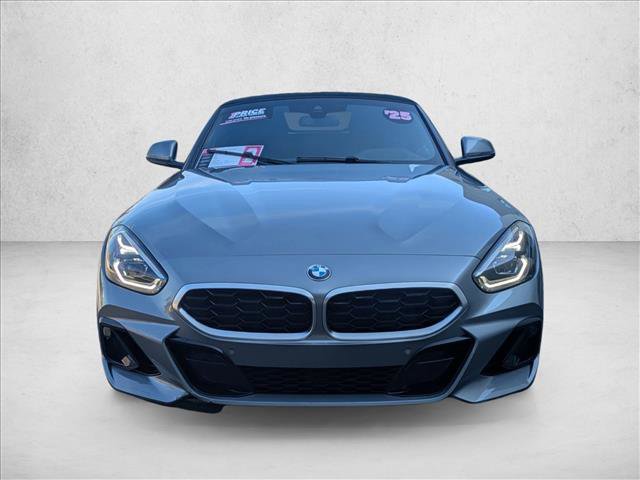 Used 2025 BMW Z4 sDrive30i video 2