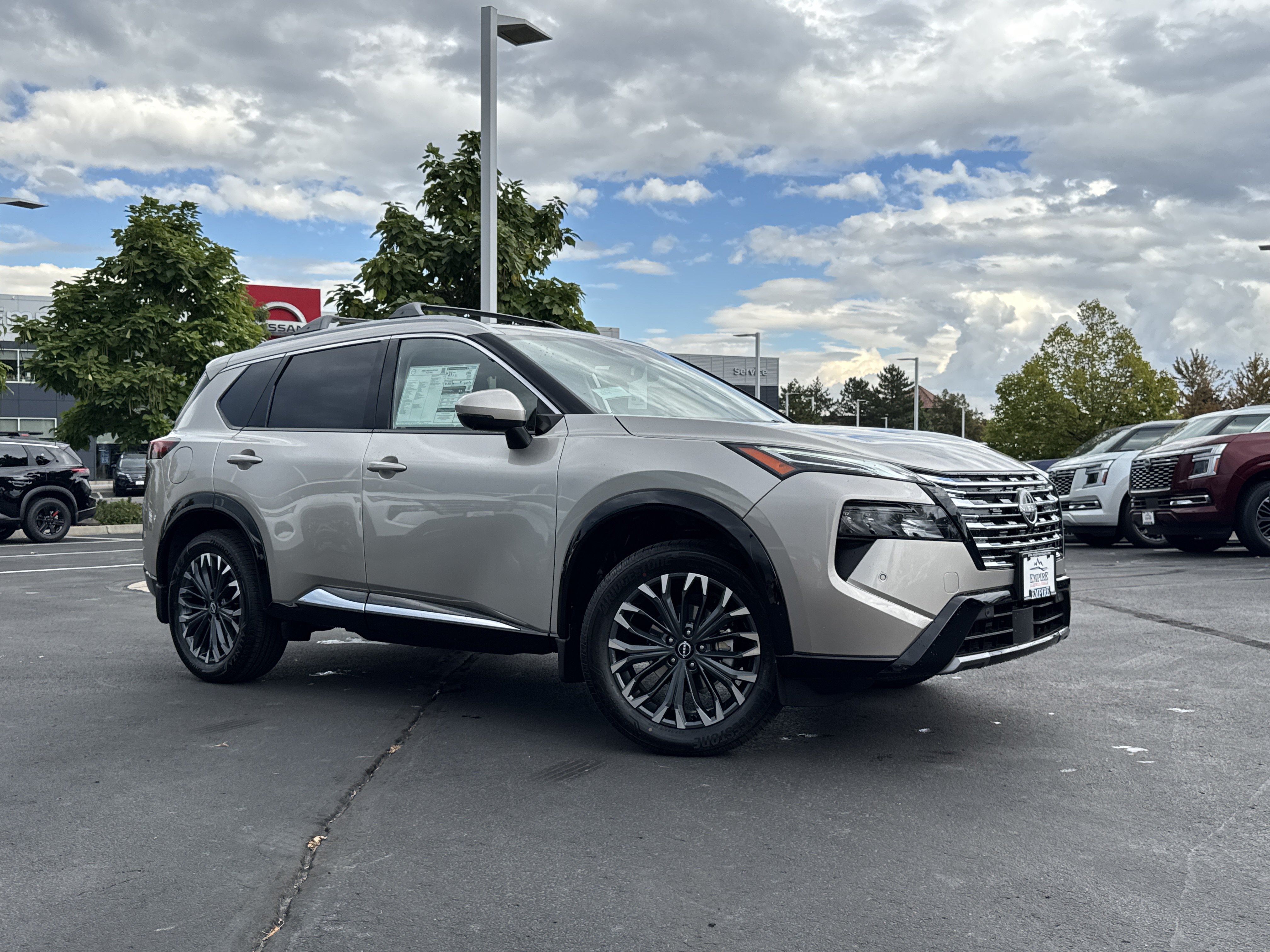 New 2026 Nissan Rogue Platinum w/ Platinum Premium Package AWD/4WD 360° Tour