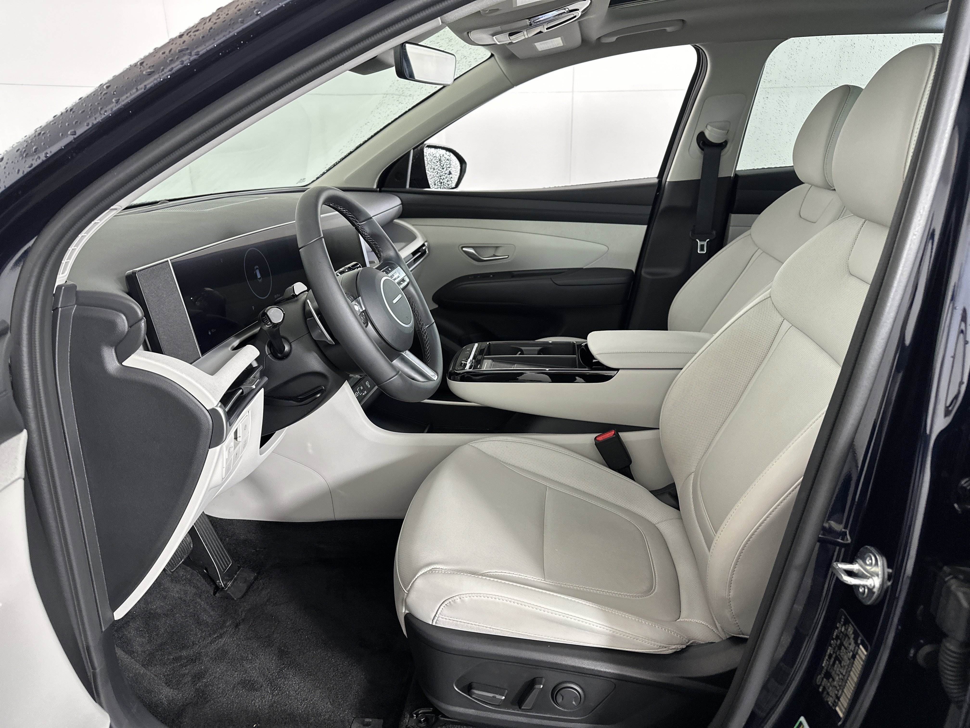 Certified 2025 Hyundai Tucson SEL image 6