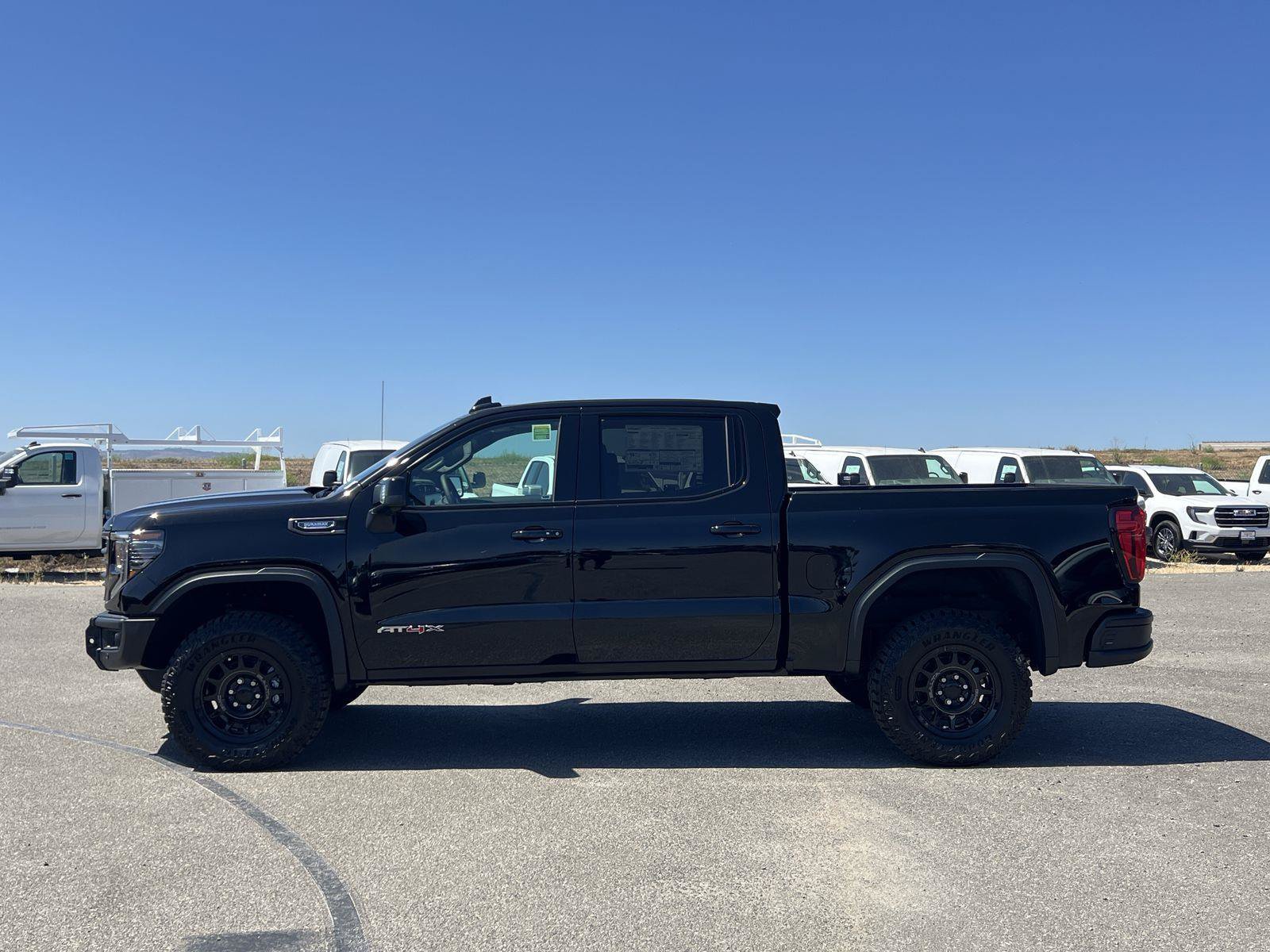 New 2026 GMC Sierra 1500 AT4X w/ AT4X AEV Edition AWD/4WD image 6