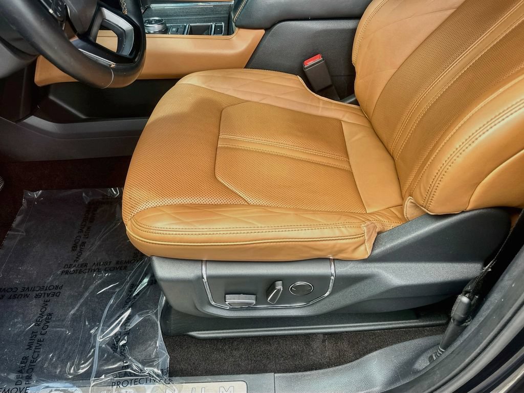 Used 2022 Ford Expedition Platinum RWD image 19