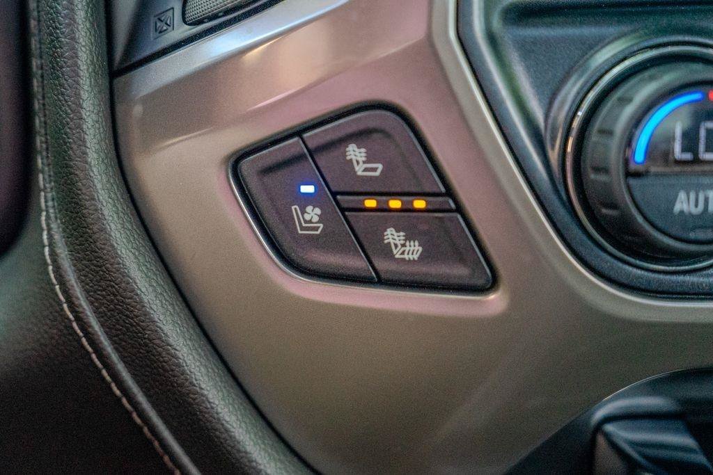 Used 2018 Chevrolet Silverado 2500 High Country w/ Duramax Plus Package AWD/4WD image 30