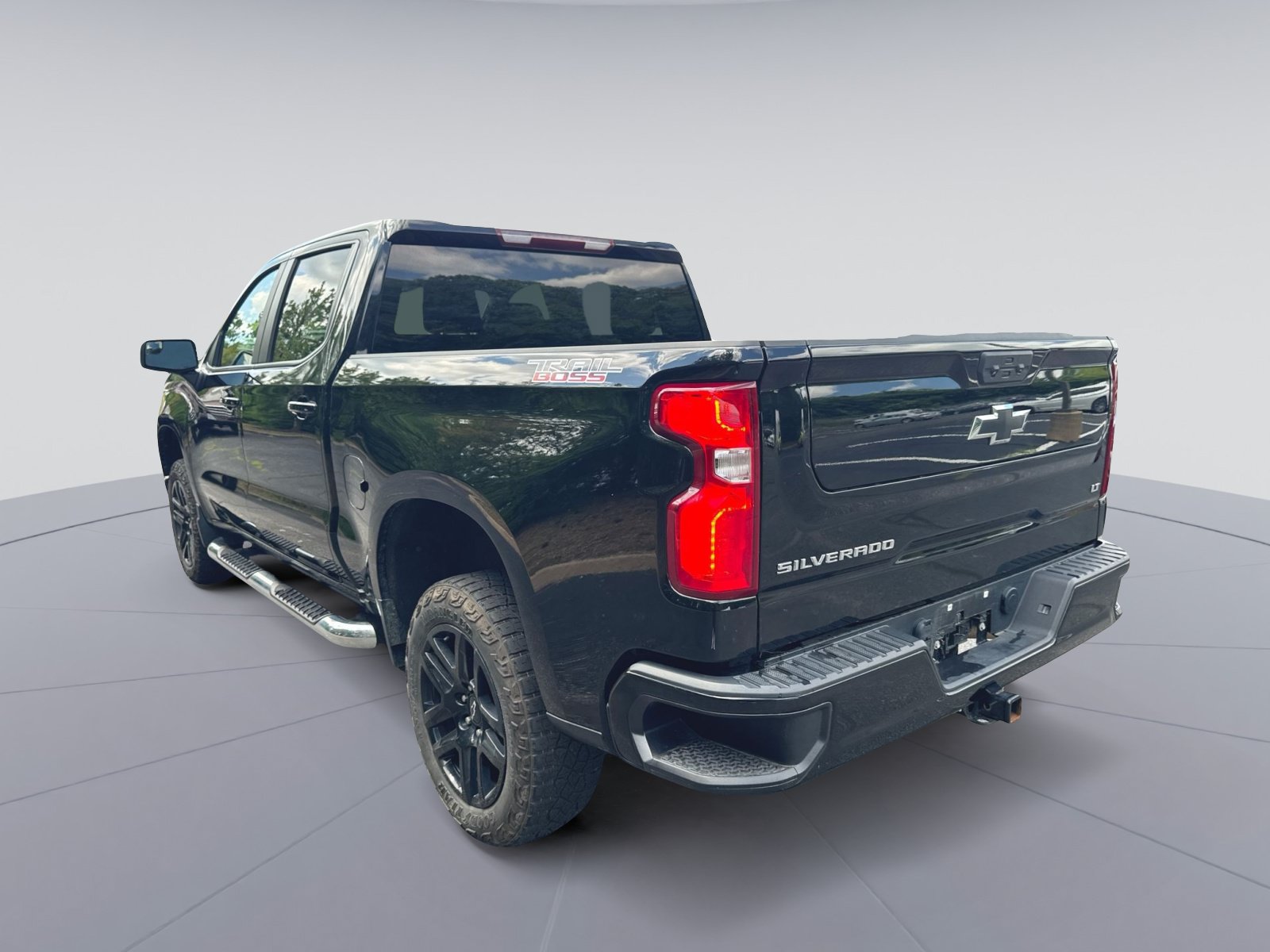 Used 2024 Chevrolet Silverado 1500 LT Trail Boss w/ Protection Package AWD/4WD image 26
