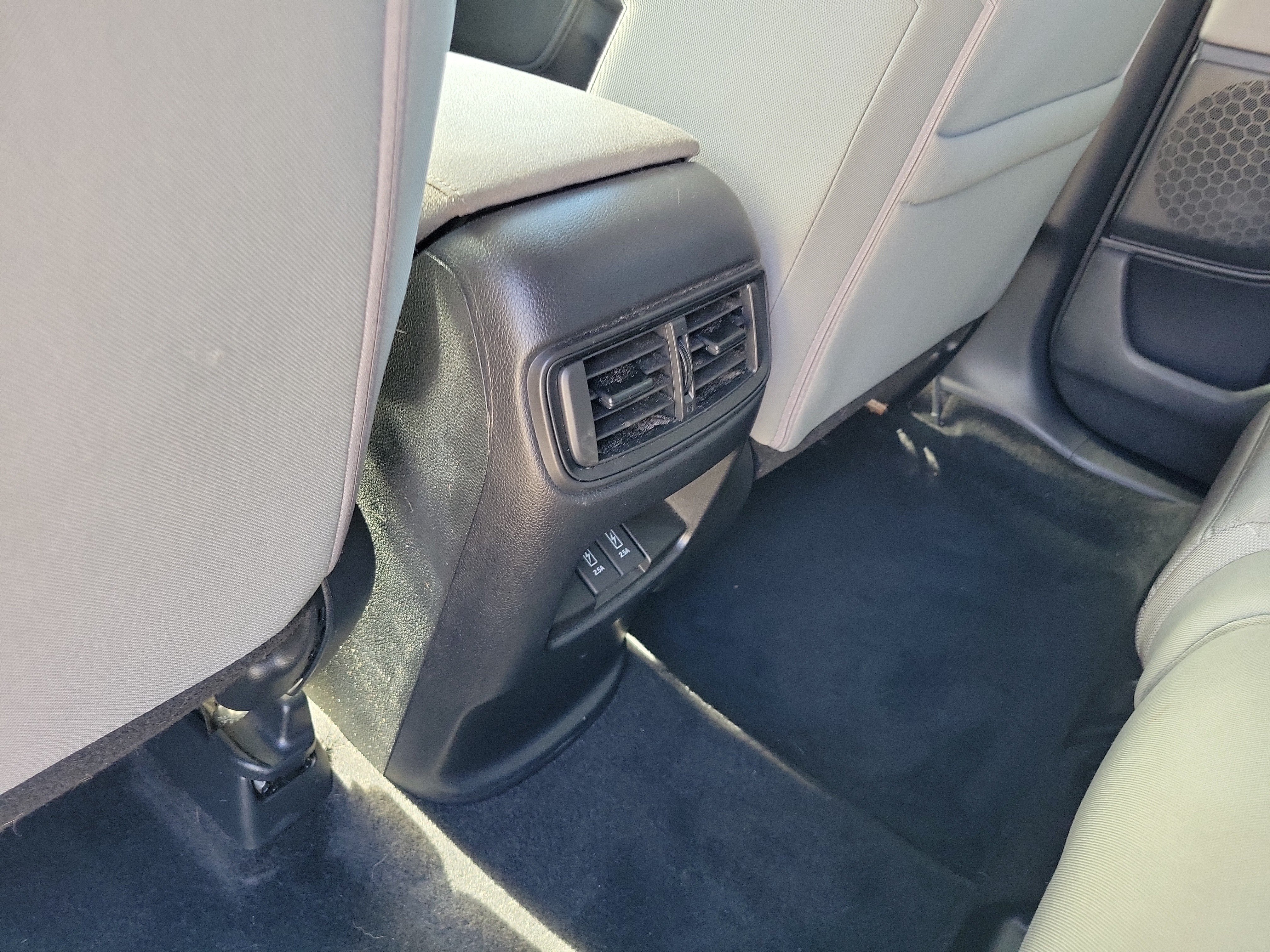 Used 2018 Honda CR-V EX image 14