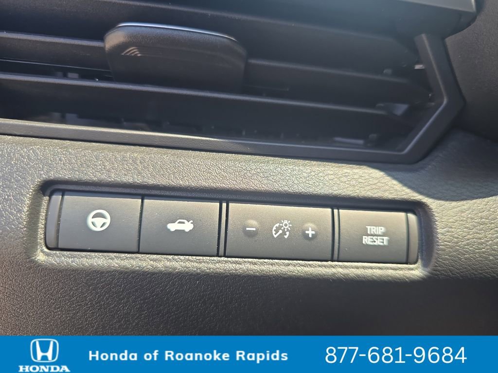 Used 2024 Nissan Altima 2.5 SV w/ SV Premium Package FWD image 27