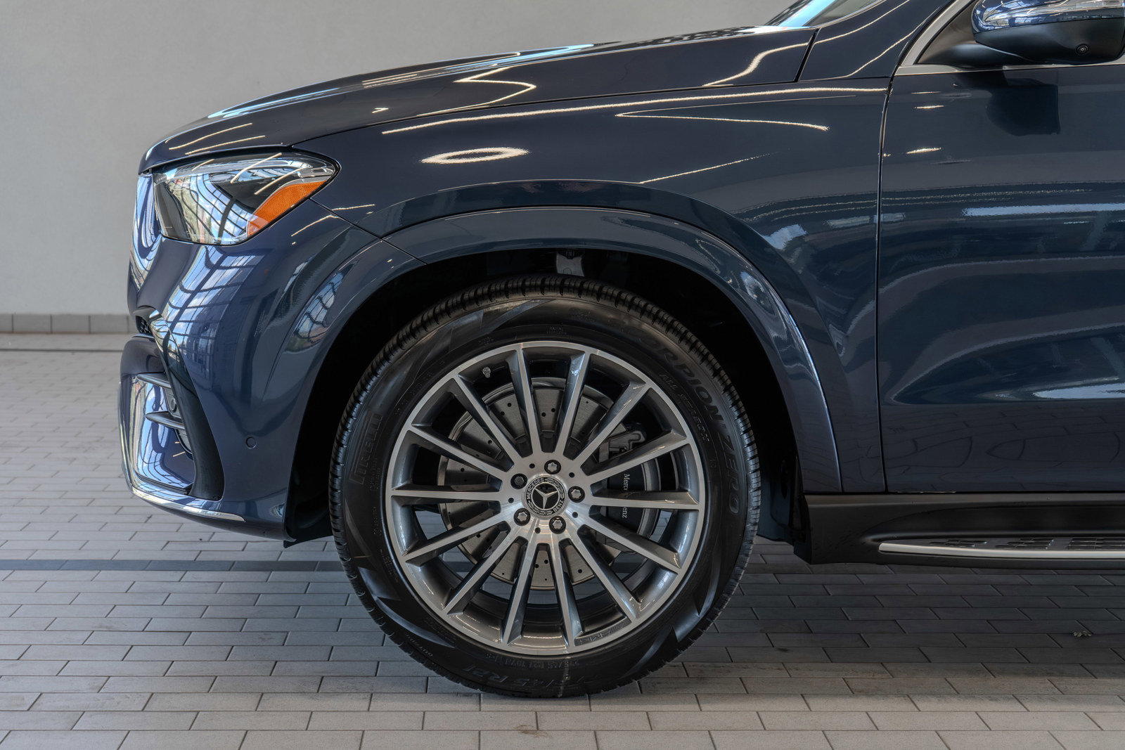 New 2026 Mercedes-Benz GLE 450 4MATIC image 4