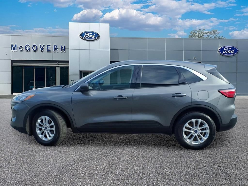 Used 2022 Ford Escape SE w/ Cold Weather Package AWD/4WD image 9
