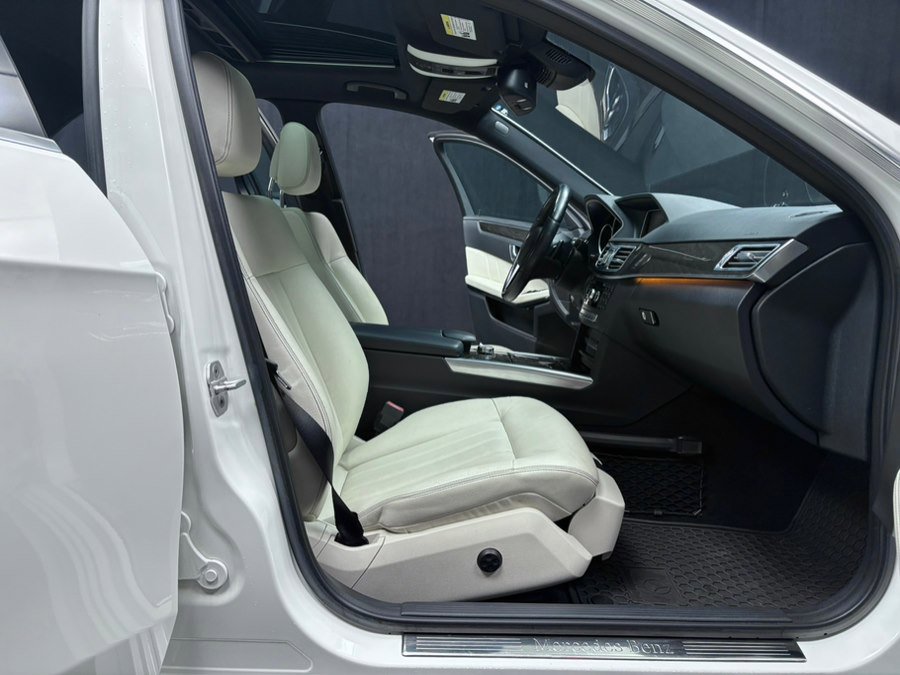 Used 2014 Mercedes-Benz E 350 4MATIC Sedan w/ Premium 1 Package image 30