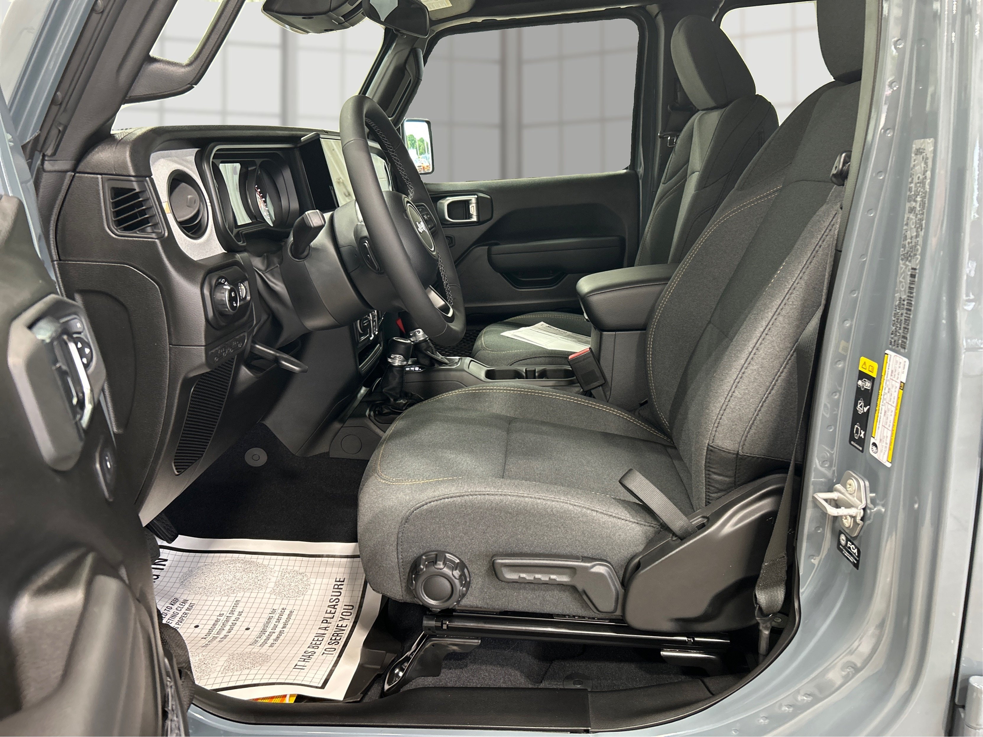 New 2026 Jeep Gladiator Sport AWD/4WD image 9