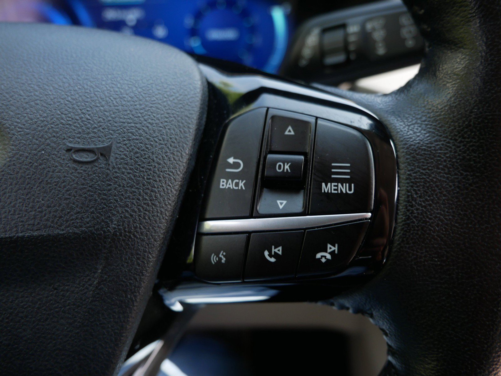 Used 2021 Ford Escape SEL w/ Technology Package AWD/4WD image 25
