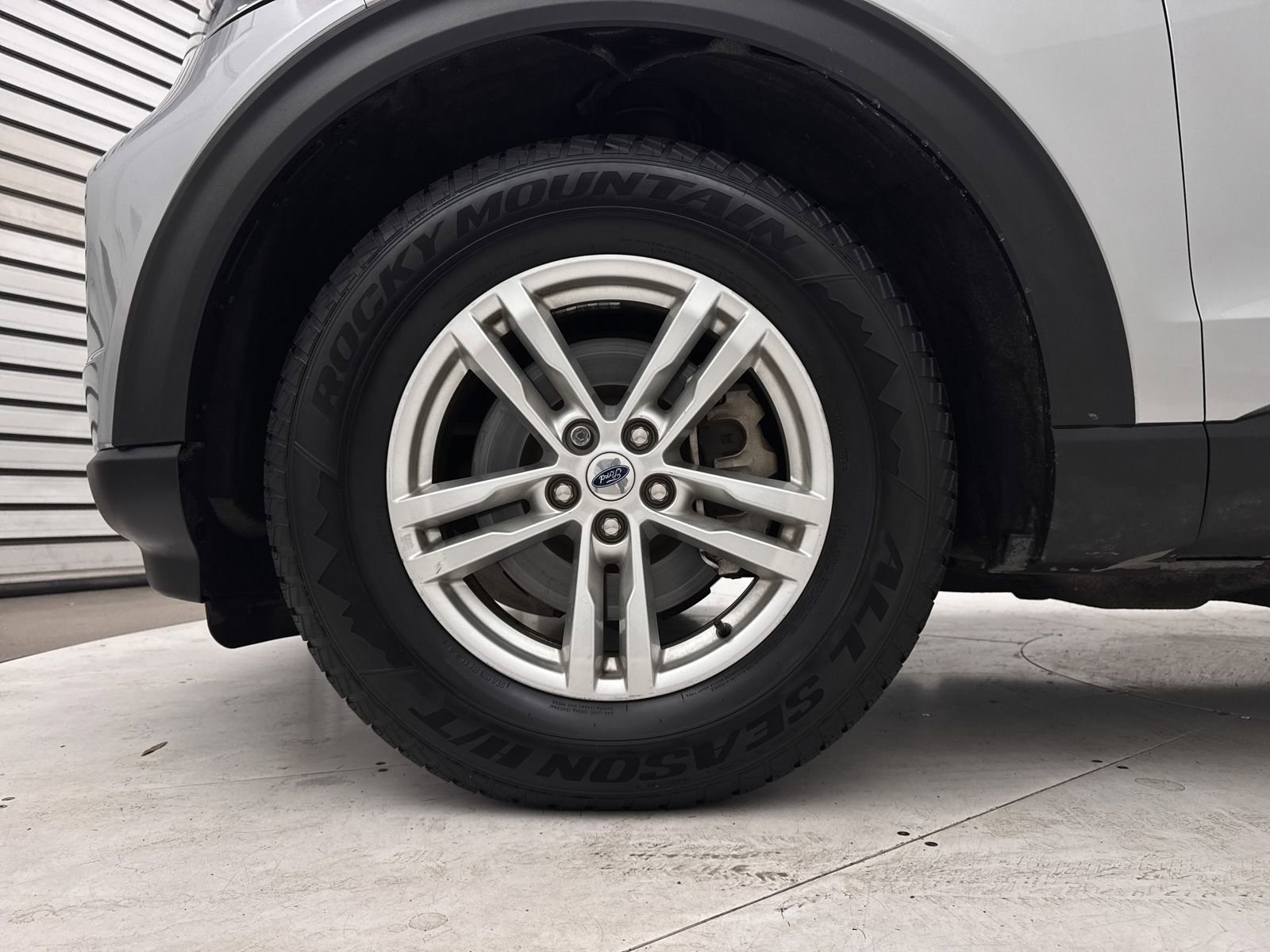 Used 2020 Ford Explorer XLT RWD image 16