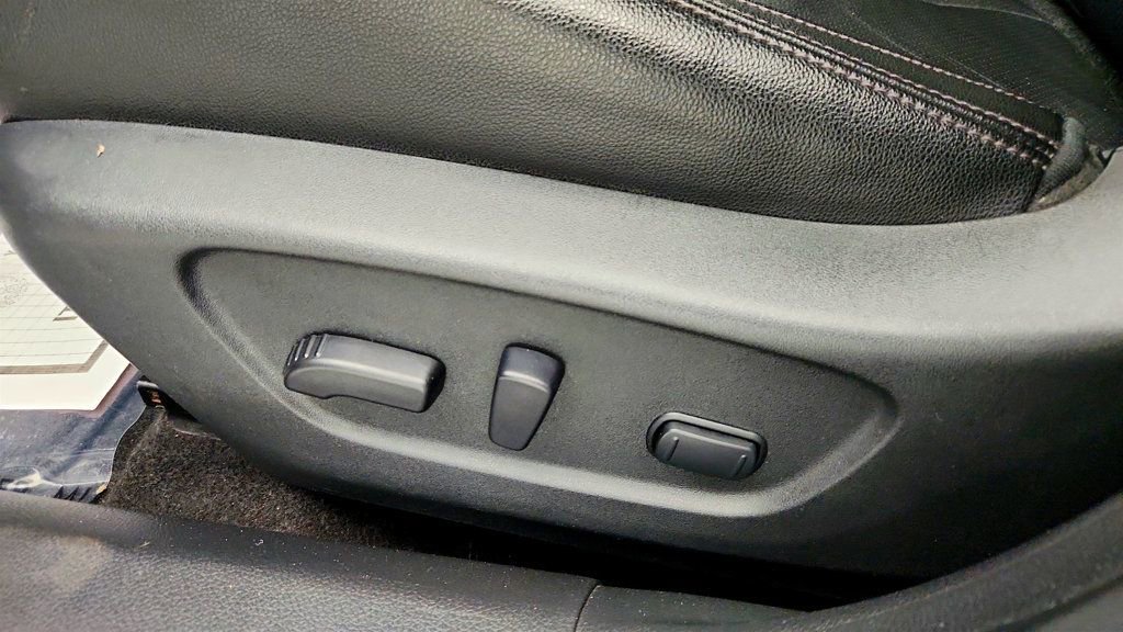 Used 2020 Nissan Rogue SL image 11