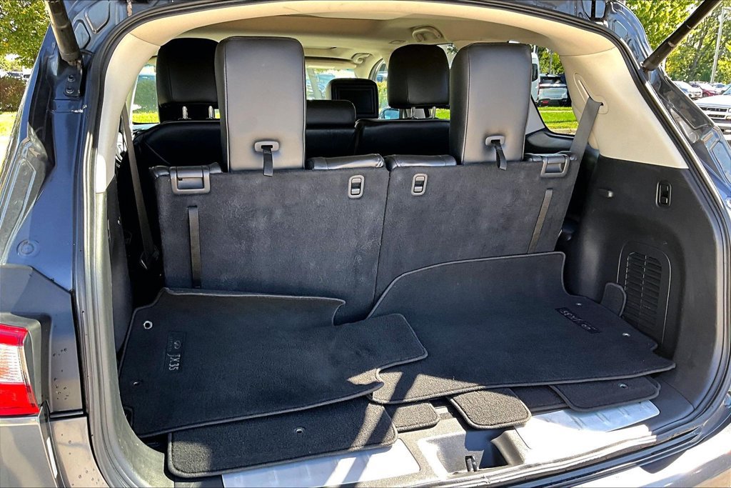 Used 2013 INFINITI JX35 AWD w/ Premium Pkg image 35