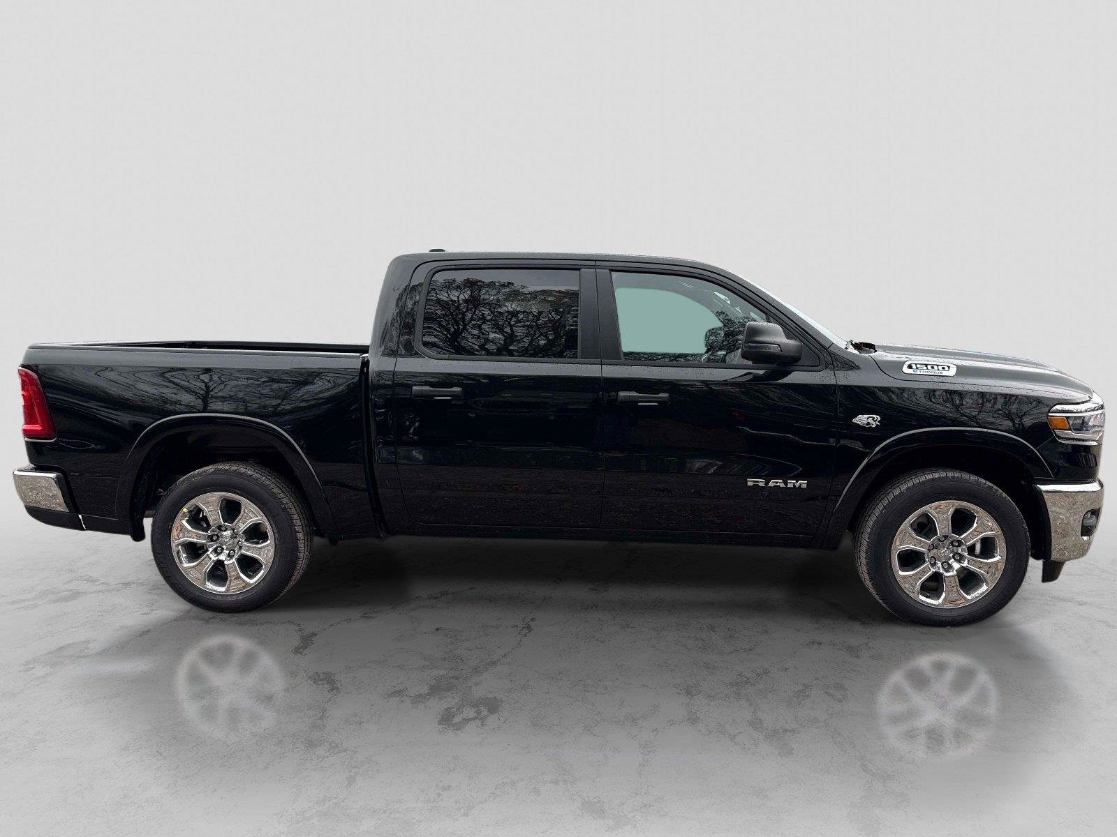 New 2026 RAM 1500 Big Horn AWD/4WD image 4