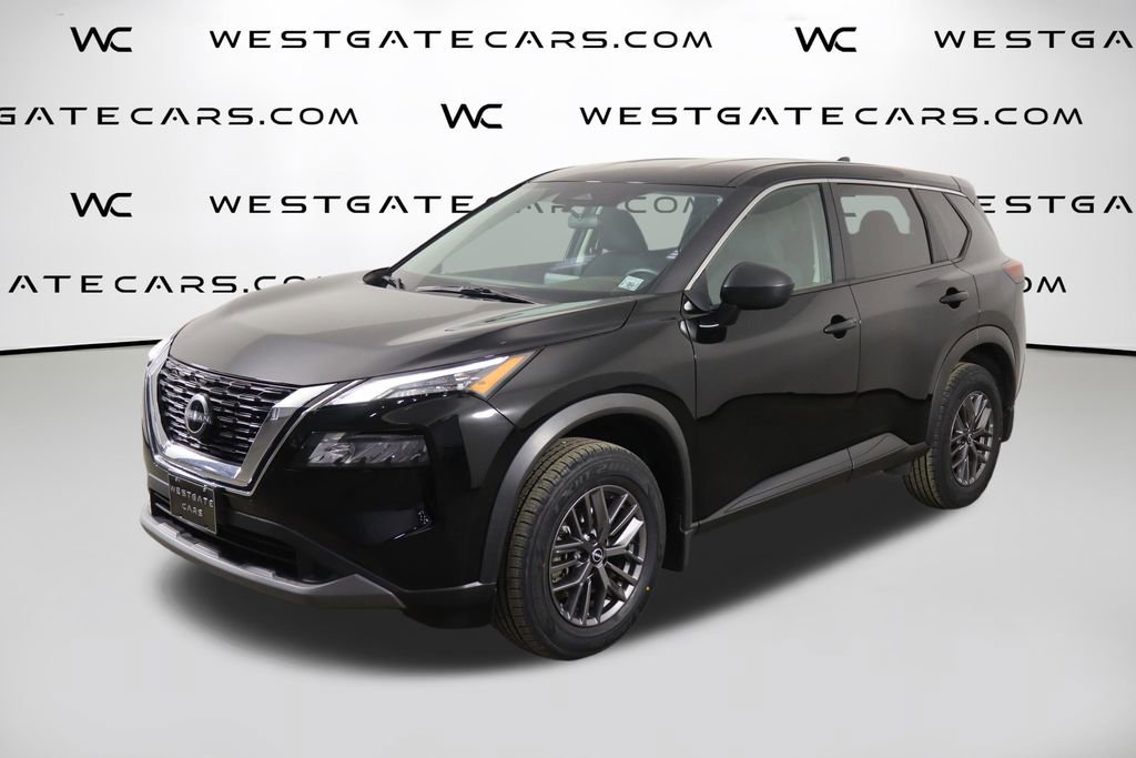 Used 2023 Nissan Rogue S image 1