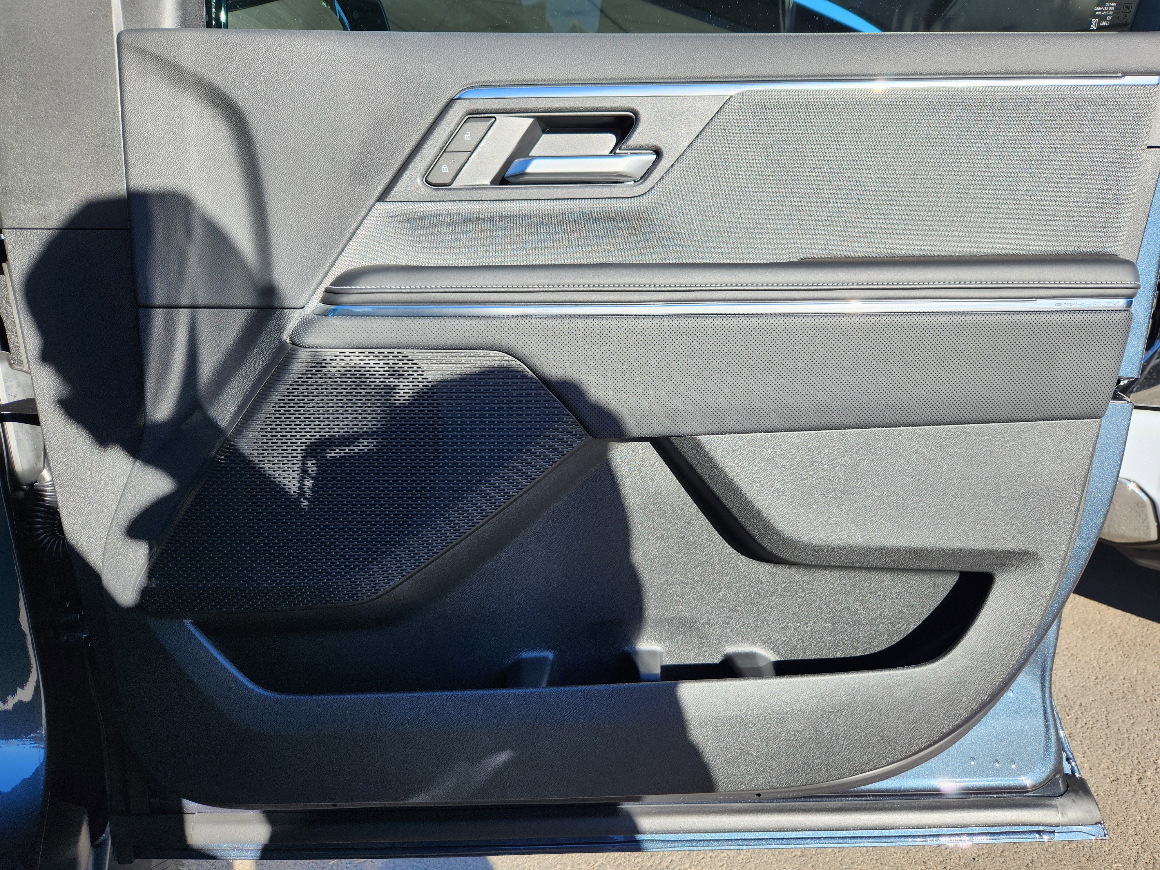 New 2026 GMC Sierra EV Elevation image 18