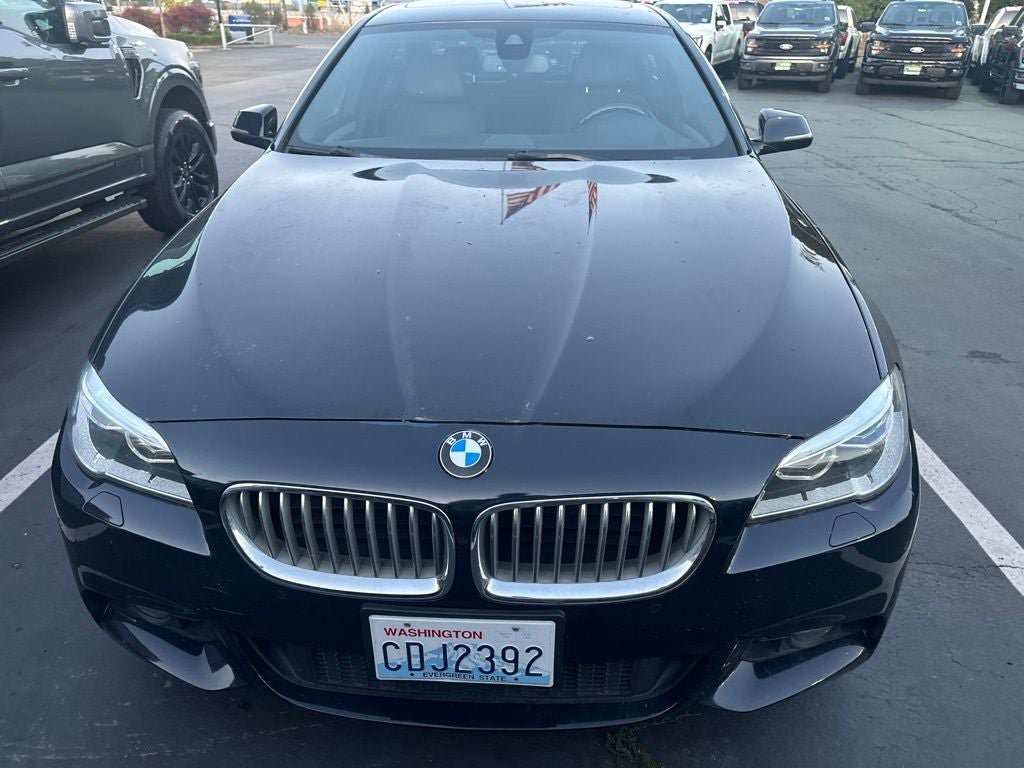 Used 2016 BMW 550i xDrive Sedan AWD/4WD image 5