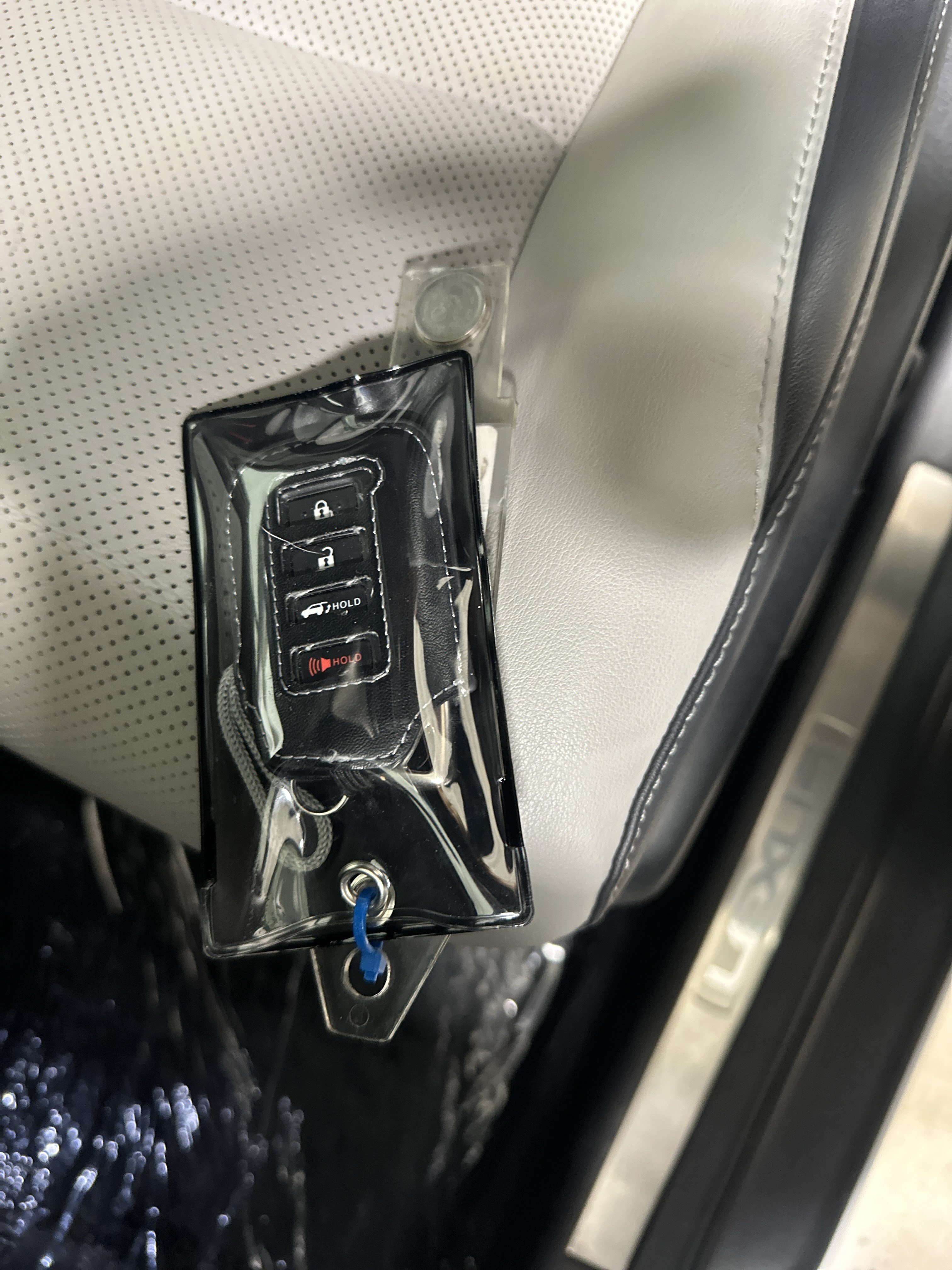 Used 2018 Lexus RX 350L AWD w/ Premium Package image 9