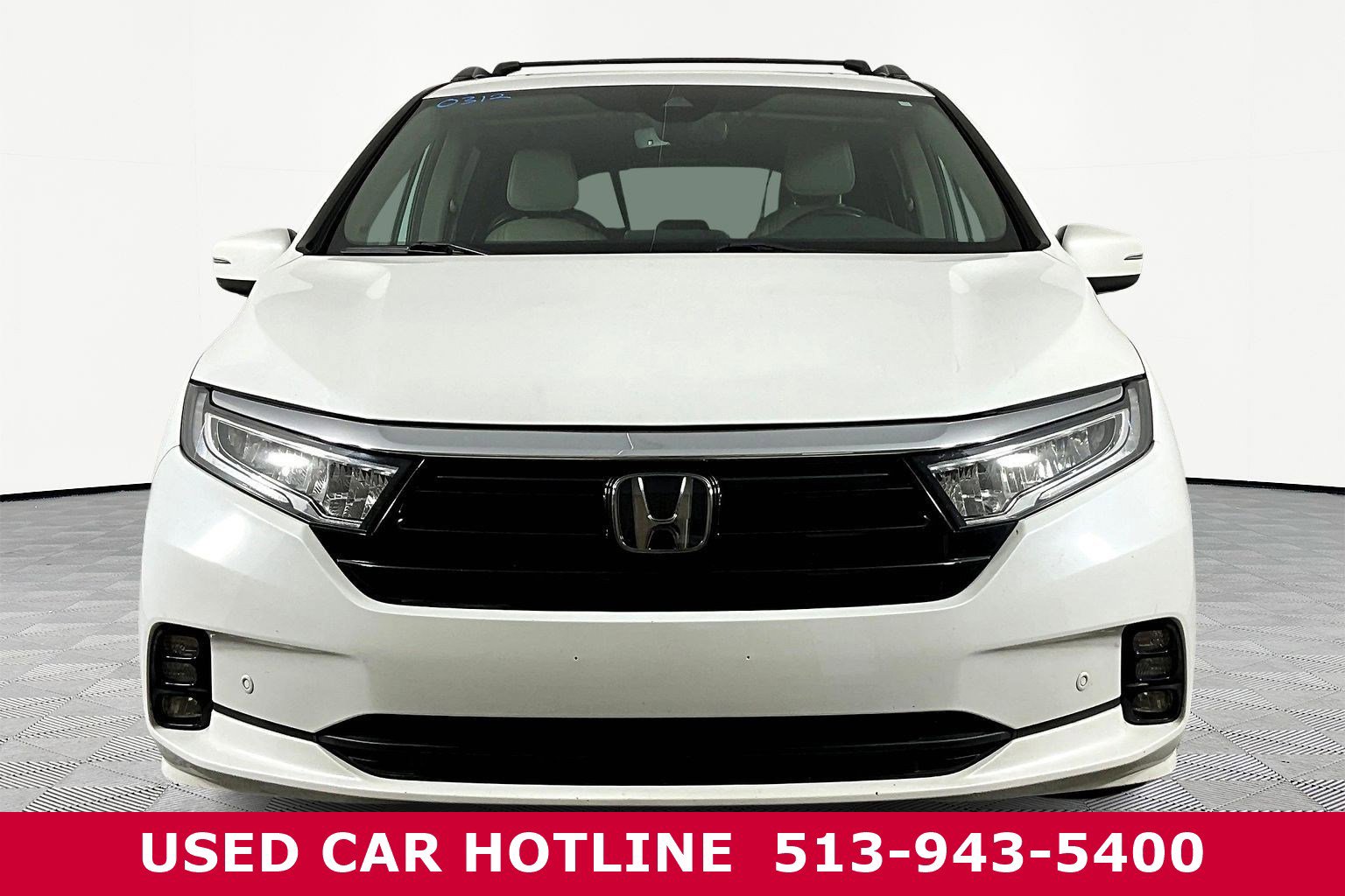 Used 2021 Honda Odyssey Touring image 2