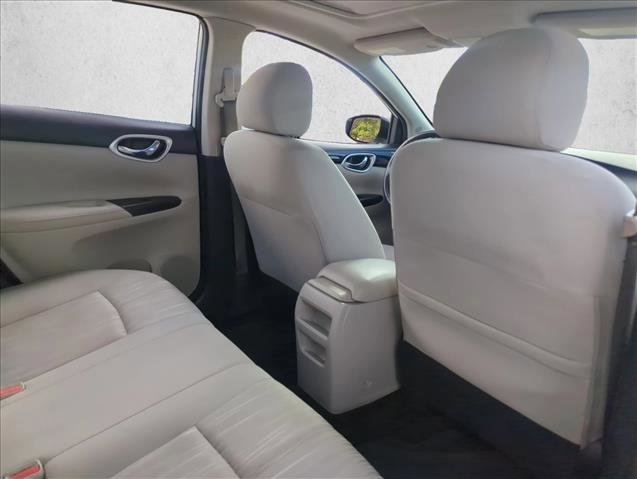 Used 2017 Nissan Sentra SV w/ Driver's Assist Package image 21