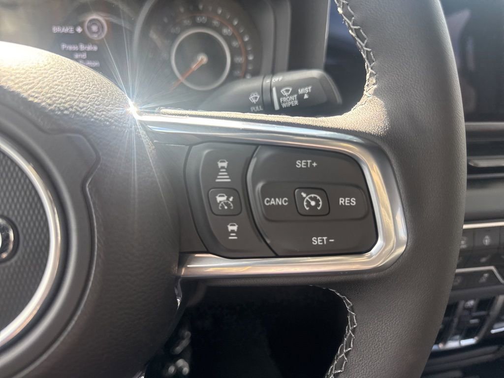 New 2025 Jeep Wrangler Unlimited Sahara AWD/4WD image 22