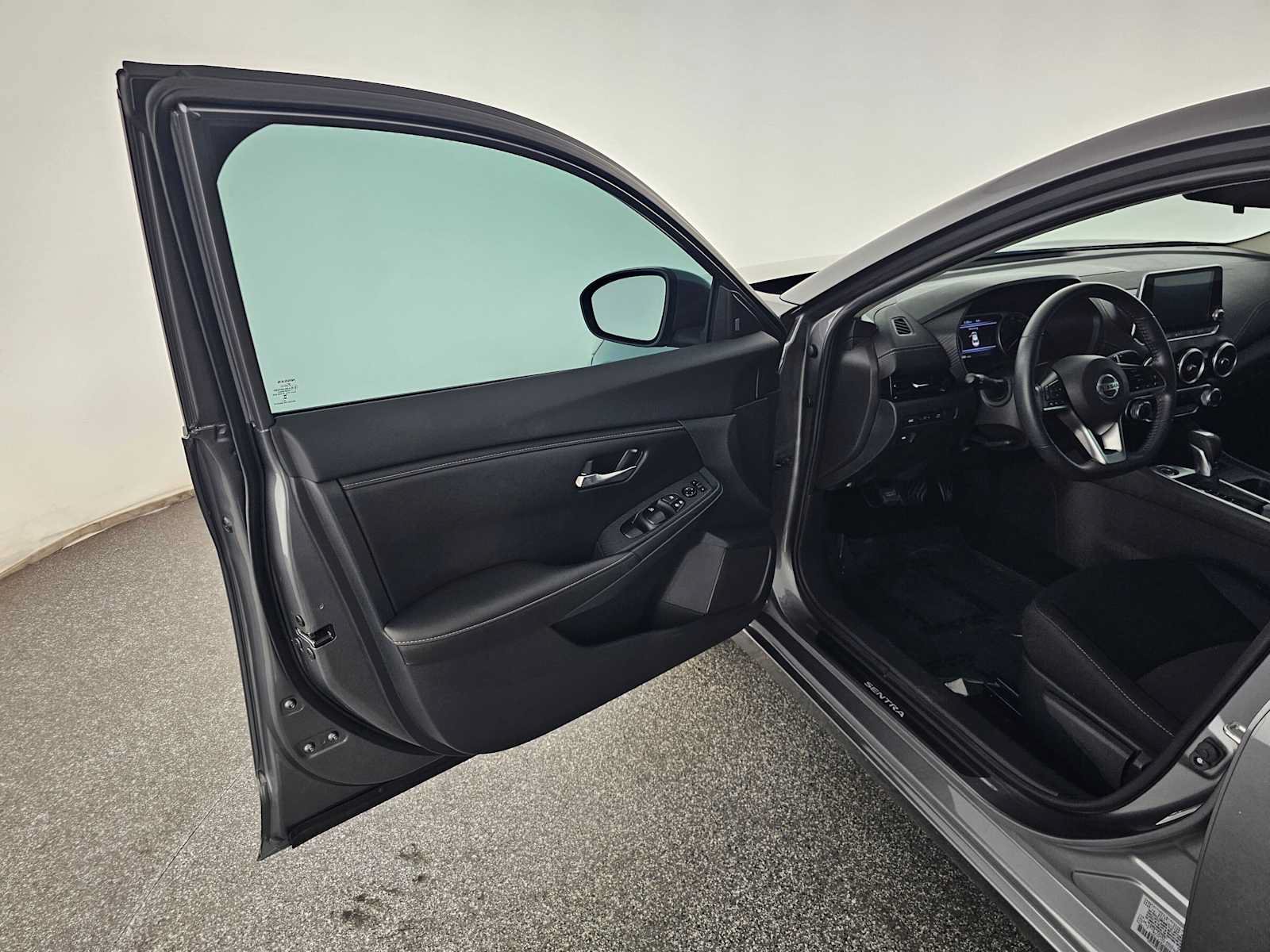 Used 2022 Nissan Sentra SV w/ Trunk Package FWD image 19