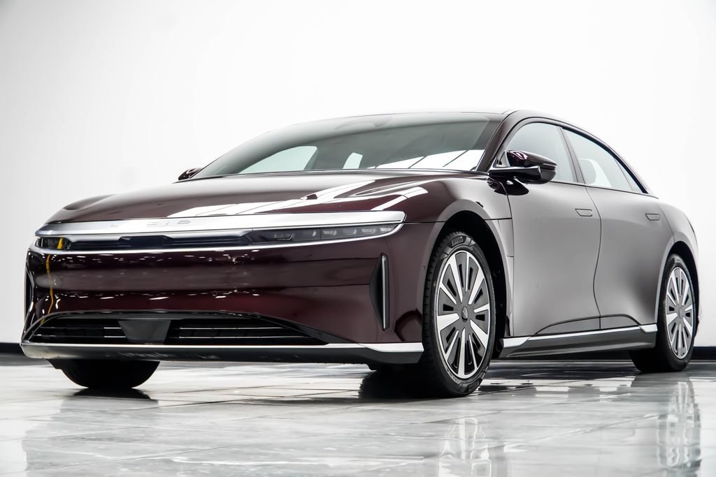 Used 2024 Lucid Air Pure RWD image 9
