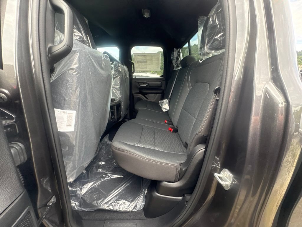 New 2026 RAM 1500 Express AWD/4WD image 16