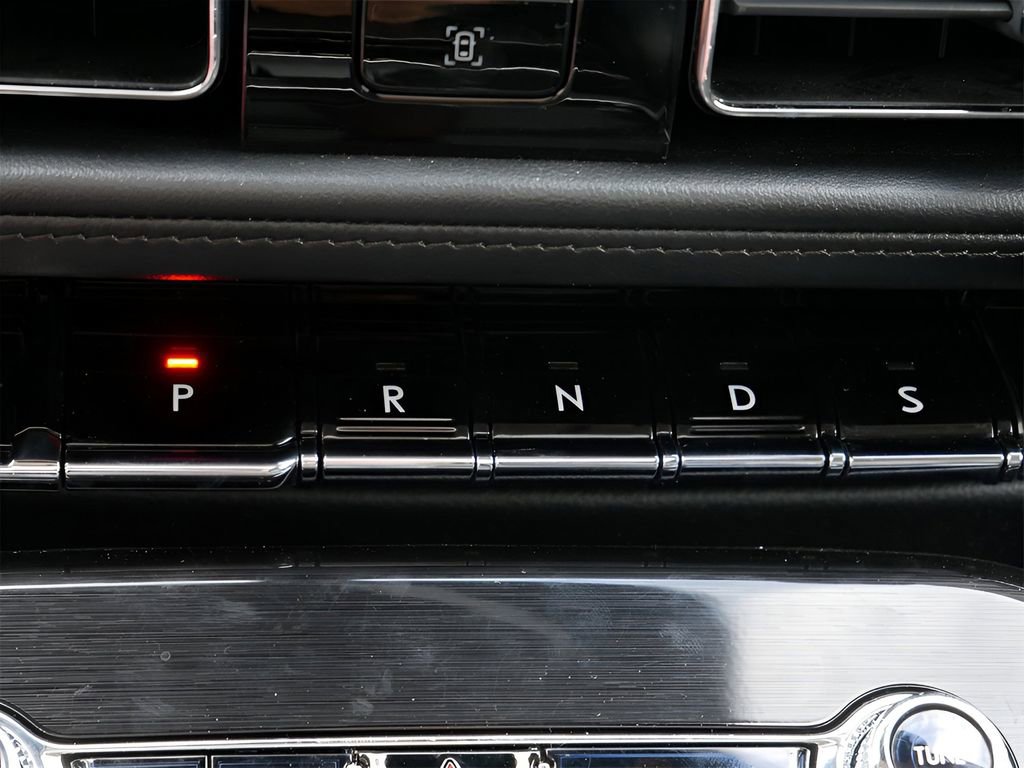 Used 2023 Lincoln Nautilus Reserve w/ Equipment Group 202A image 23