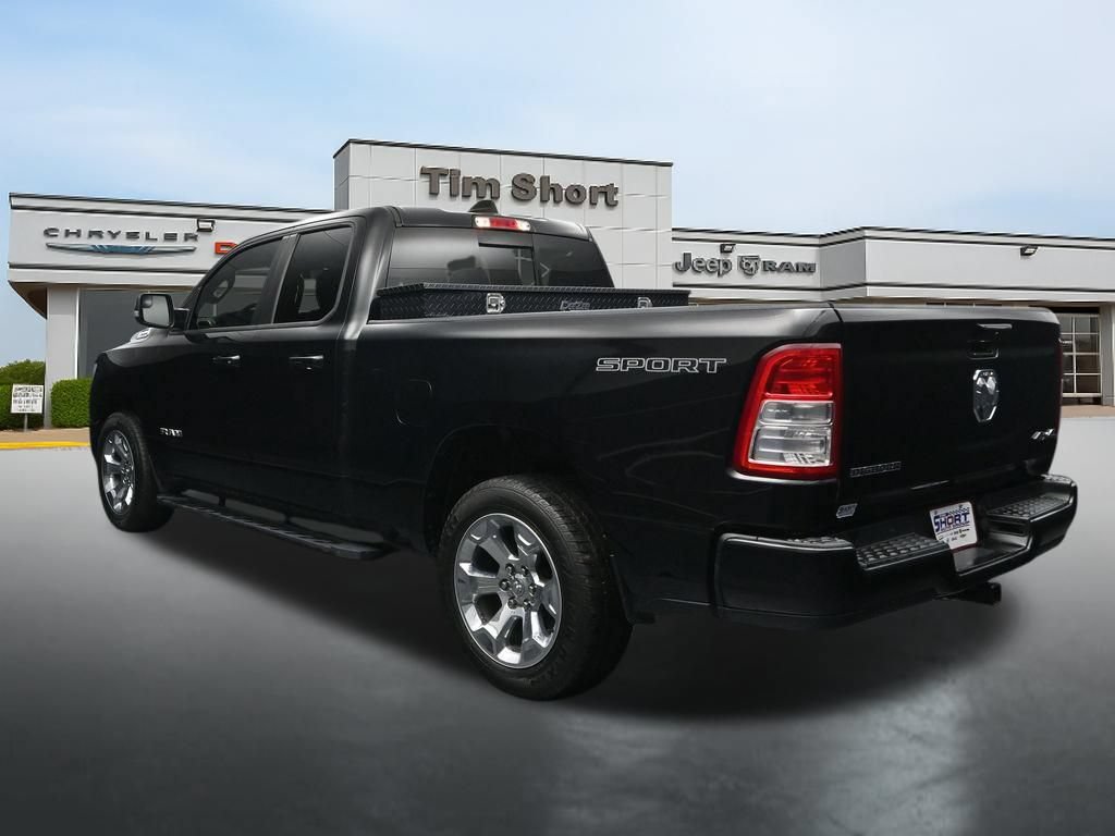 Used 2022 RAM 1500 Big Horn AWD/4WD image 3