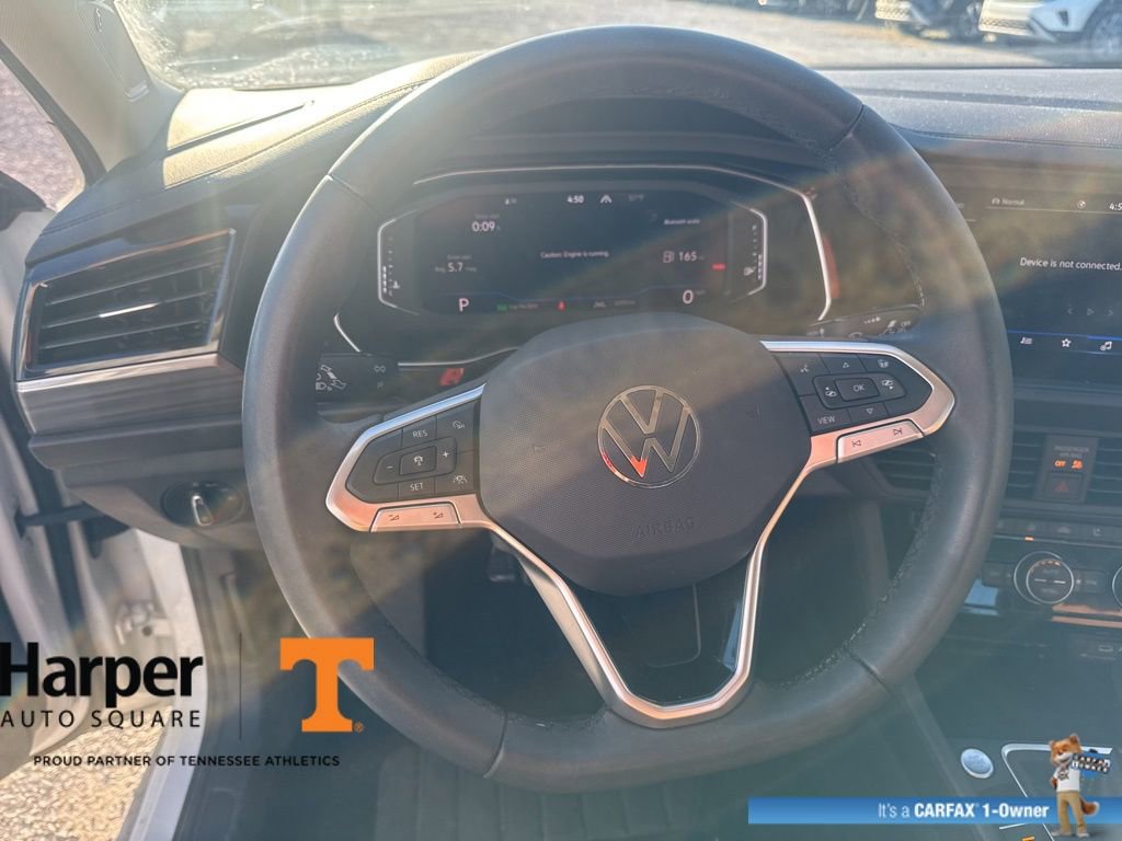 Used 2024 Volkswagen Jetta SEL image 16
