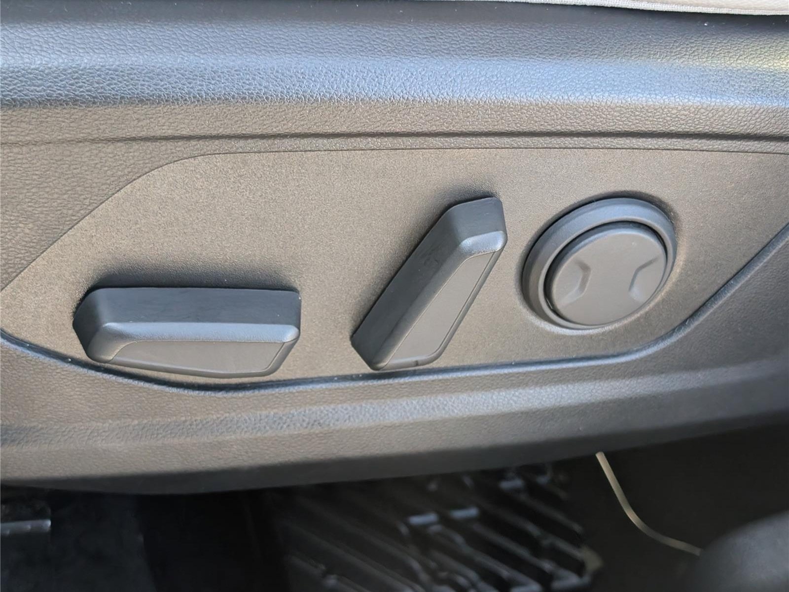 Used 2024 Hyundai Tucson Limited AWD/4WD image 23