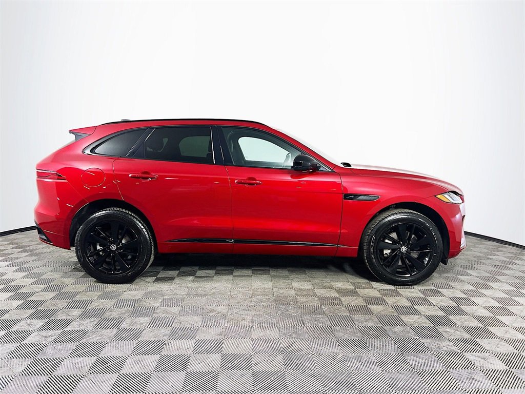 Certified 2025 Jaguar F-PACE R-Dynamic S image 4