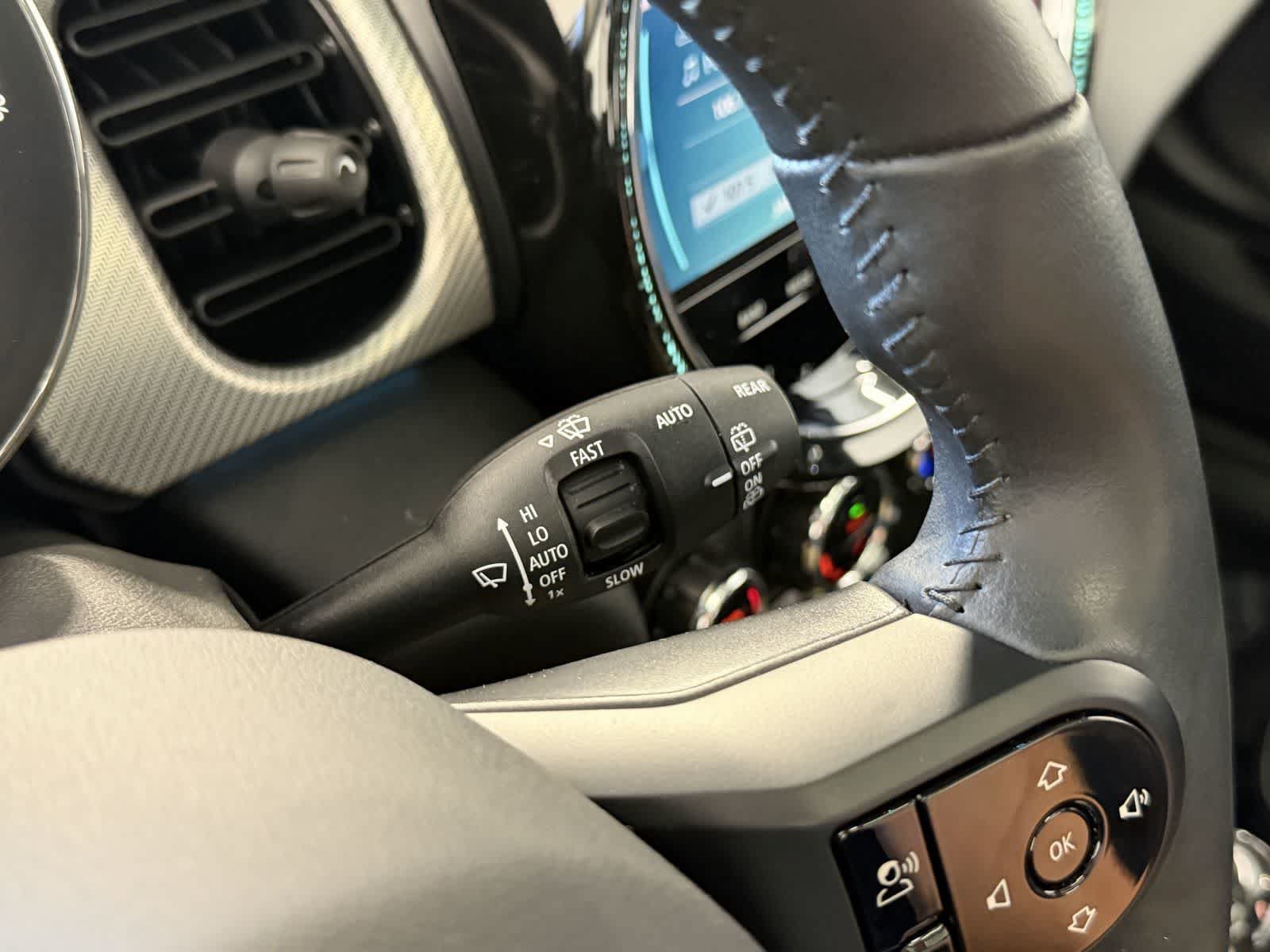 Used 2024 MINI Cooper SE FWD image 16