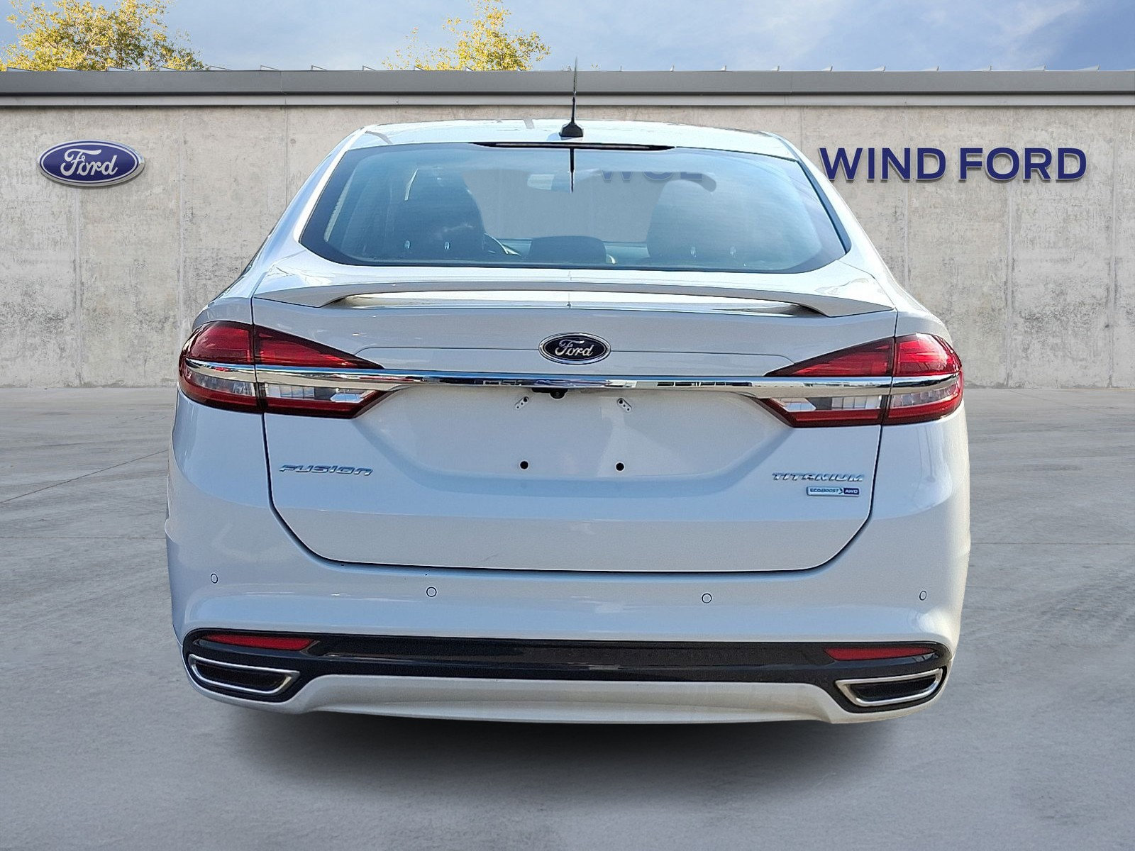 Used 2018 Ford Fusion Titanium AWD/4WD image 5