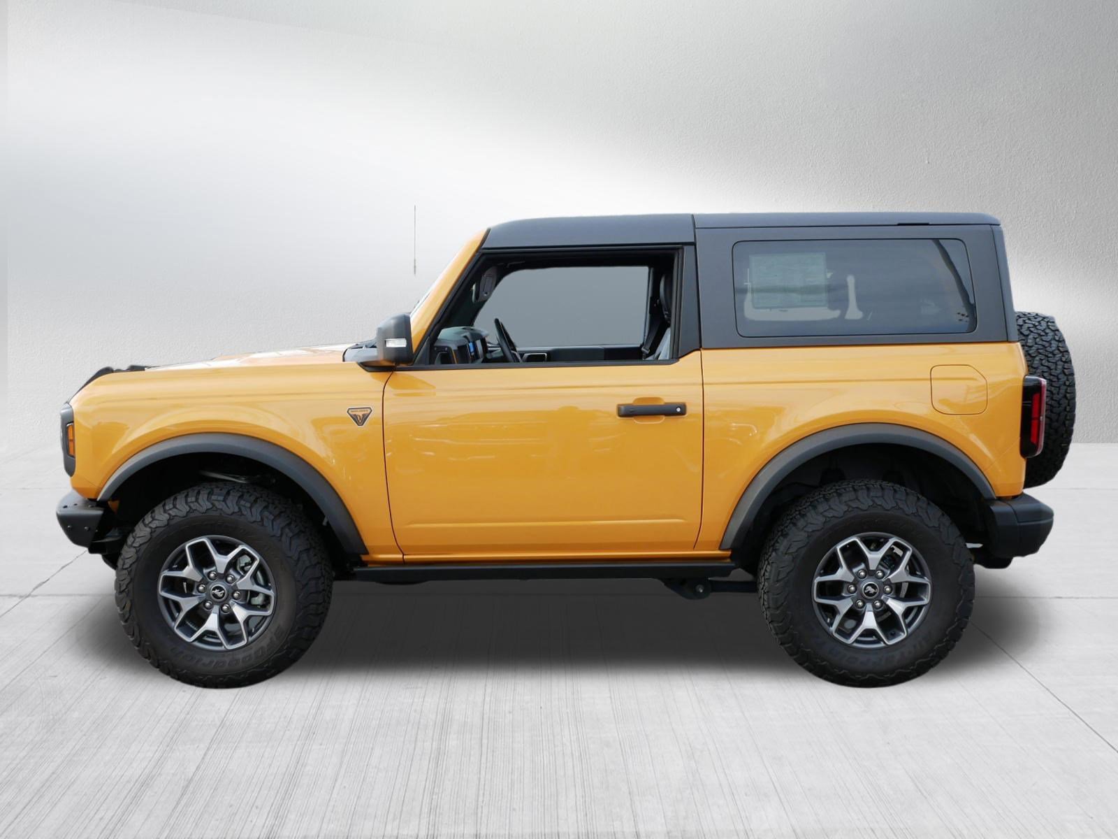 Used 2022 Ford Bronco Badlands AWD/4WD image 4